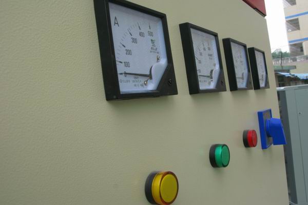 长征镇配电柜-3683讲讲配电柜注意事项